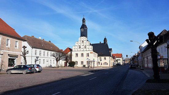 Alte Rathaus und St. Johannis Baptist Kirche